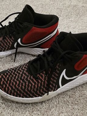 Nike Black, Red & White Athletic Sneakers